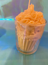 Load image into Gallery viewer, Cupcake Candle